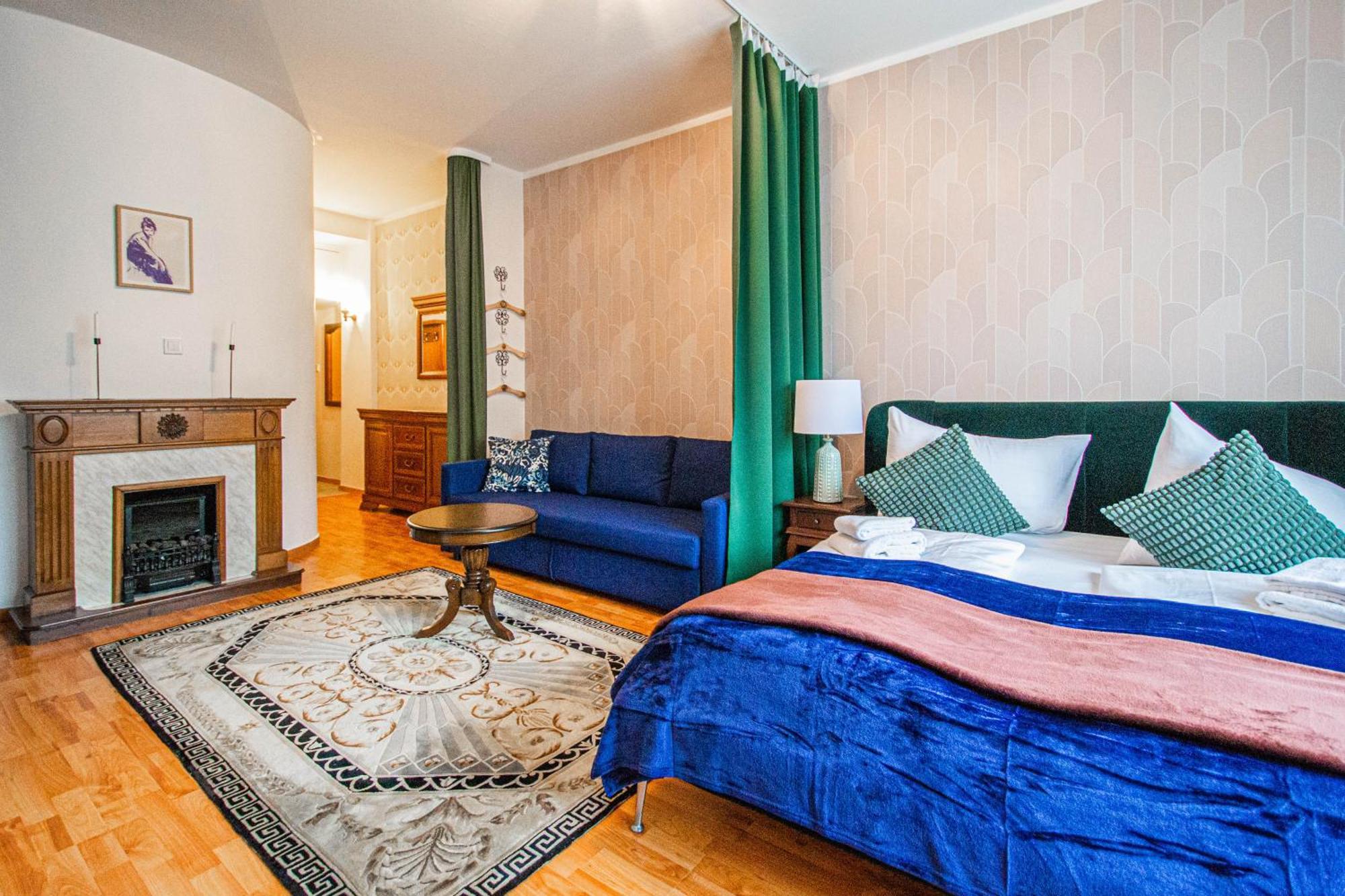 Main Prague Square Apartments Sauna And Fireplace Ngoại thất bức ảnh