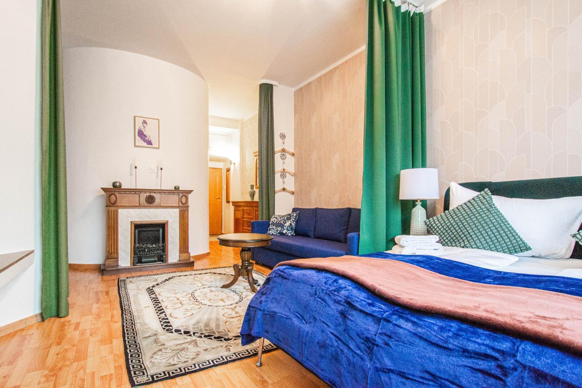 Main Prague Square Apartments Sauna And Fireplace Ngoại thất bức ảnh