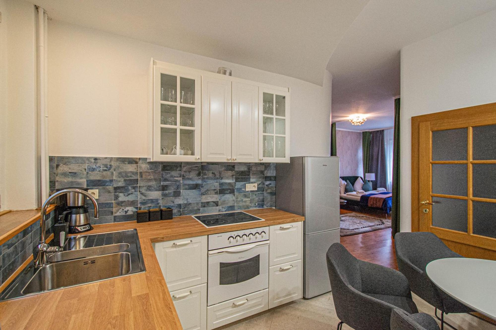 Main Prague Square Apartments Sauna And Fireplace Ngoại thất bức ảnh