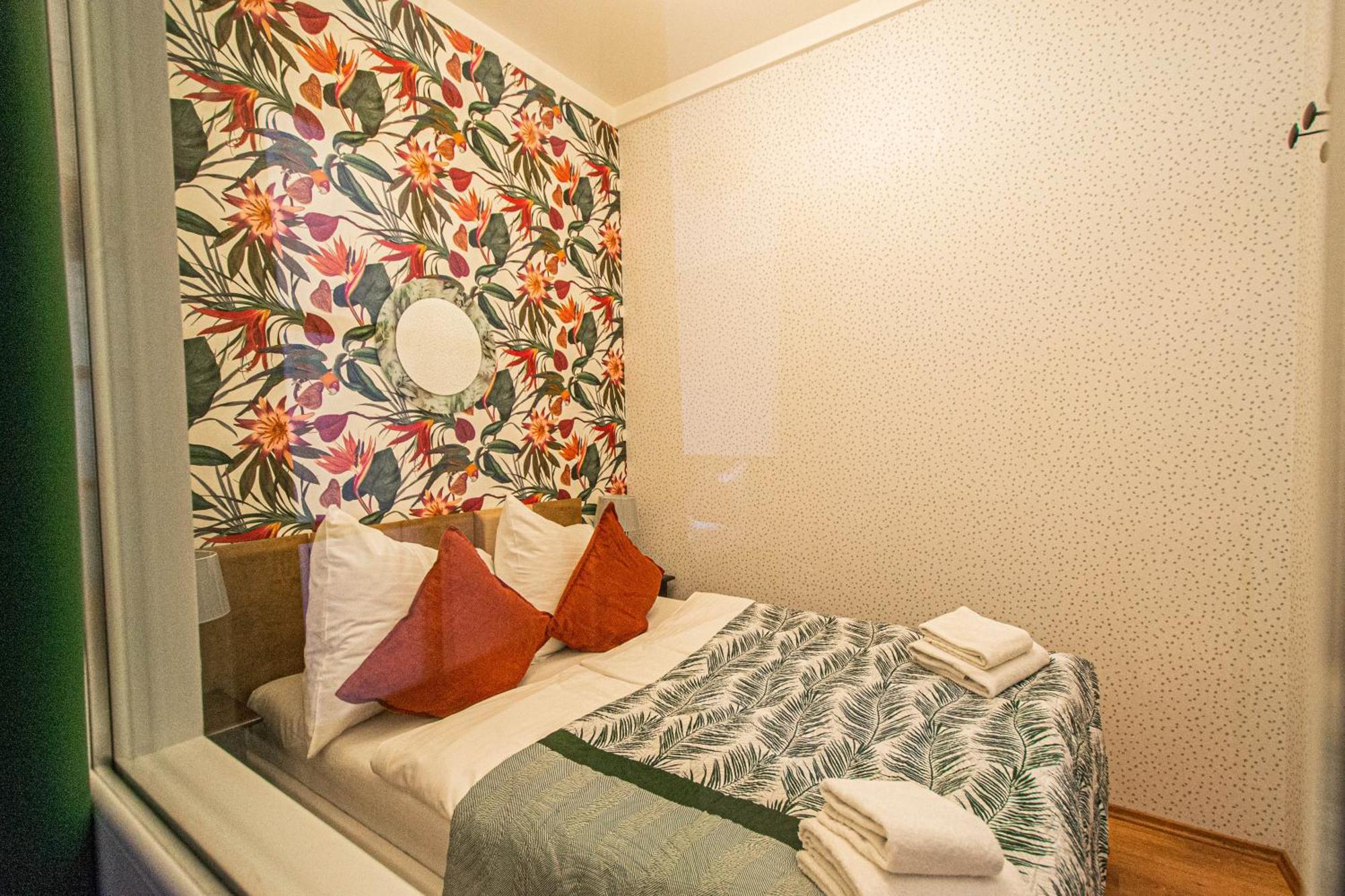 Main Prague Square Apartments Sauna And Fireplace Ngoại thất bức ảnh